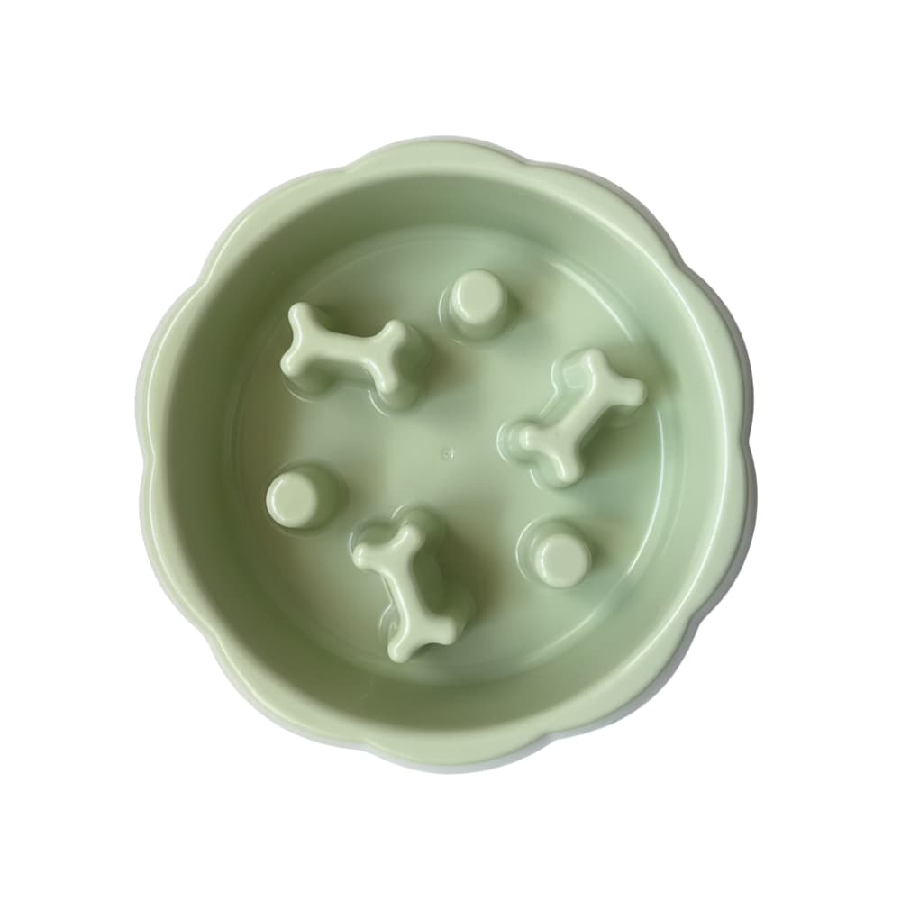Bol slow feeder verde câini, obstacole os, diametru 18cm – PETIVO