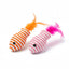 Set 2 jucarii pesti sfoara cu pene pisici stimuleaza instinctul vanatoare 9cm – PETIVO

