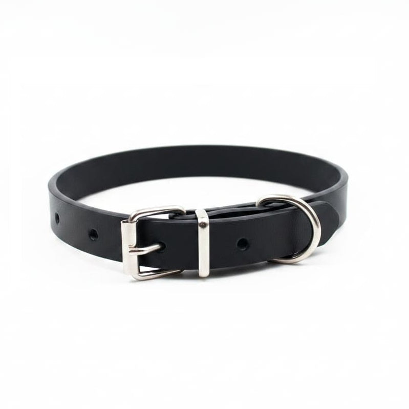 Zgardă reglabilă pentru câini culoare Negru, lățime 1.5 cm, cataramă metalică și inel pentru lesă
